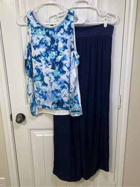 Jennifer Lopez 2-Pc Palazzo Pants & Rhinestone Top Set Blue Abstract Swirl Large